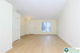 251 W 31st St, Allen Township, PA 18067 - Photo 8