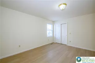 251 W 31st St, Allen Township, PA 18067 - Photo 14