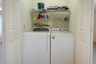 251 W 31st St, Allen Township, PA 18067 - Photo 22