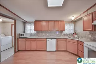 17 Canterbury Ct, Forks Twp, PA 18040 - Photo 16