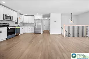 1111 Delabole Jct Rd, Pen Argyl Boro, PA 18072 - Photo 10