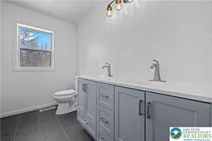 1111 Delabole Jct Rd, Pen Argyl Boro, PA 18072 - Photo 14