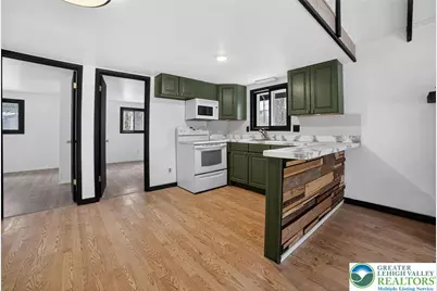 129 Mahoning Drive, Coolbaugh Twp, PA 18347 - Photo 6