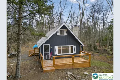 129 Mahoning Drive, Coolbaugh Twp, PA 18347 - Photo 1