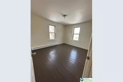 122 E Church Street, Slatington Boro, PA 18080 - Photo 8