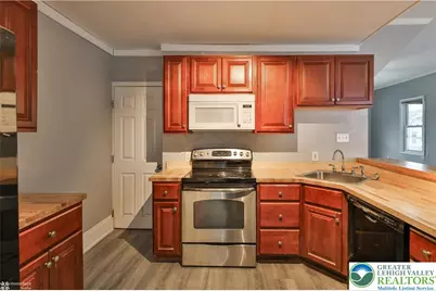 267 S Main Street, Bangor Boro, PA 18013 - Photo 14