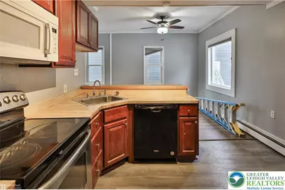 267 S Main Street, Bangor Boro, PA 18013 - Photo 16