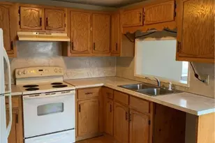 210 W Main St, Pen Argyl, PA 18072 - Photo 6