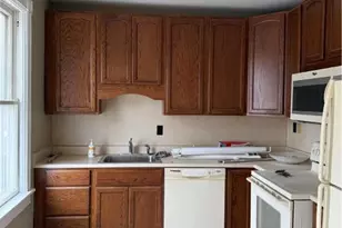 170 Whitfield St, Nazareth Boro, PA 18064 - Photo 6