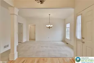 1384 Hennaberry Ln, Forks Twp, PA 18040 - Photo 4