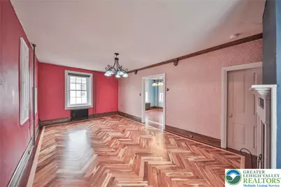 1333 Spring Valley Road, Bethlehem City, PA 18015 - Photo 12