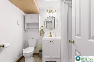 1322 Valley Rd, Bethlehem City, PA 18018 - Photo 22