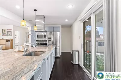 1322 Valley Road, Bethlehem City, PA 18018 - Photo 10