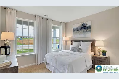 1518 Dresden Drive, Lower Macungie Twp, PA 18031 - Photo 4