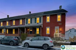 1127 Oak St, Coplay Boro, PA 18037 - Photo 2