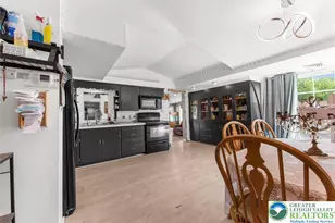 5761 Chestnut St, Upper Milford Township, PA 18029 - Photo 8