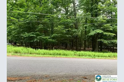 75 Fawnwood, Greentown, PA 18426 - Photo 1