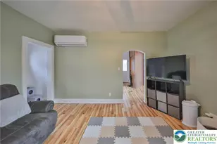 1138 Loxley Ln, Salisbury Township, PA 18103 - Photo 6