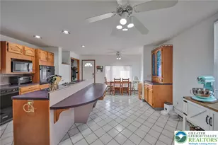 1138 Loxley Ln, Salisbury Township, PA 18103 - Photo 8