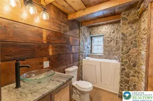 3401 Popular Dr, Lehigh Township, PA 18067 - Photo 8