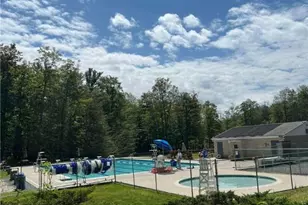 289 Paxino Dr, Coolbaugh Twp, PA 18347 - Photo 4