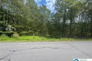 289 Paxino Dr, Coolbaugh Twp, PA 18347 - Photo 2