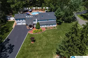 1555 Longleaf Dr, Chestnuthill Twp, PA 18330 - Photo 2