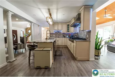 1555 Longleaf Drive, Chestnuthill Twp, PA 18330 - Photo 12