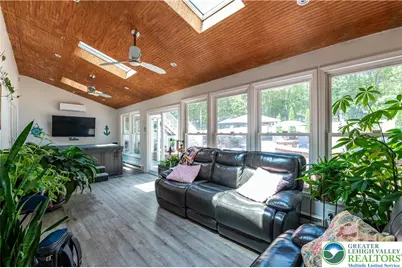 1555 Longleaf Drive, Chestnuthill Twp, PA 18330 - Photo 16