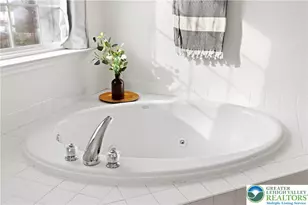 118 Walker Dr, Allen Township, PA 18067 - Photo 34