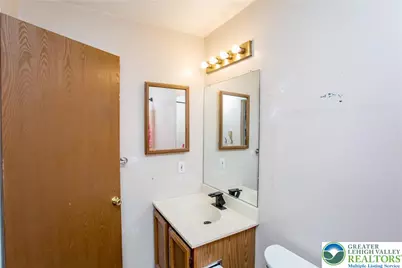 1661 Ilona Drive, Hellertown Boro, PA 18055 - Photo 34