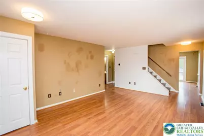 1661 Ilona Drive, Hellertown Boro, PA 18055 - Photo 6