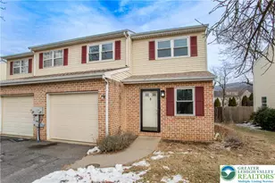 1661 Ilona Dr, Hellertown Boro, PA 18055 - Photo 2