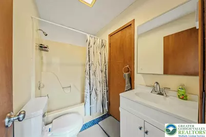 7646 Rainbow Drive, Tobyhanna, PA 18466 - Photo 18