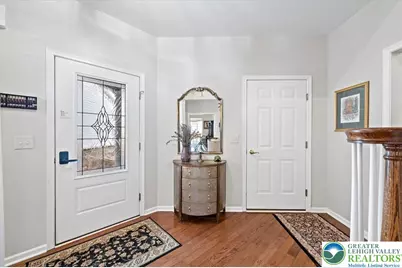 400 Inverness Circle, Easton, PA 18042 - Photo 4