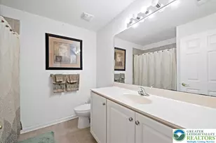 400 Inverness Cir, Easton, PA 18042 - Photo 22