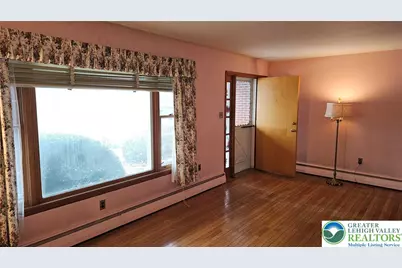 325 E Walnut Street, Hellertown Boro, PA 18055 - Photo 14