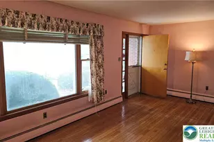 325 E Walnut St, Hellertown Boro, PA 18055 - Photo 14