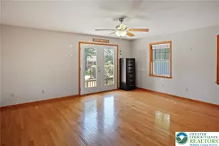 422 Center St, Slatington, PA 18080 - Photo 44