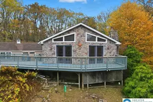 2318 Sunbird Ct, Henryville, PA 18332 - Photo 1