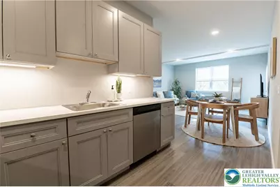 948 N Front Street #B3, Allentown City, PA 18102 - Photo 8