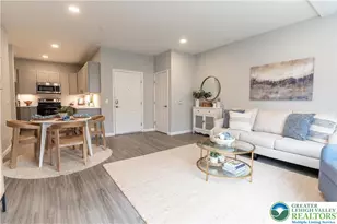 948 N Front St, Allentown City, PA 18102 - Photo 4