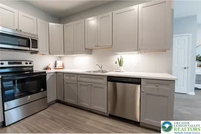 948 N Front Street #B3, Allentown City, PA 18102 - Photo 10