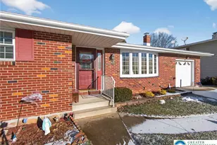 481 Forrest Ave, Bethlehem, PA 18017 - Photo 2