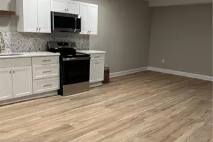 427 Delaware Ave, Portland, PA 18351 - Photo 4