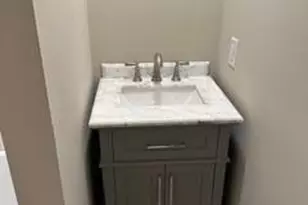 427 Delaware Ave, Portland, PA 18351 - Photo 8