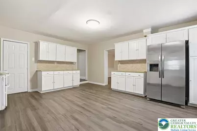 3209 N Front Street, Whitehall Twp, PA 18052 - Photo 14