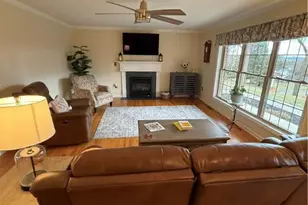 8121 Main St, Upper Macungie Township, PA 18051 - Photo 12