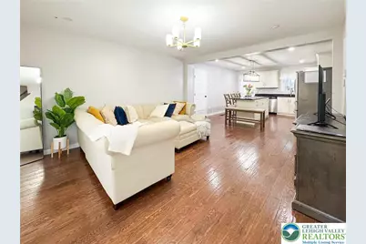 206 Snow Bird Circle, Butler Twp, PA 18222 - Photo 4