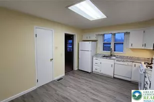 262 Broad St, Bath, PA 18014 - Photo 6